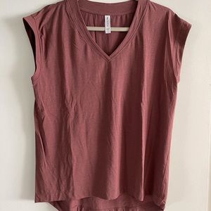 Athleta Avenue Tee